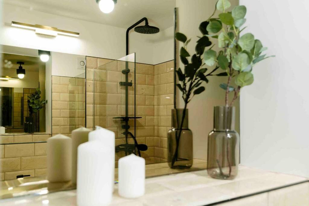 בוקרשט Sunny 2Br Flat-Top Location-Amazing Views מראה חיצוני תמונה