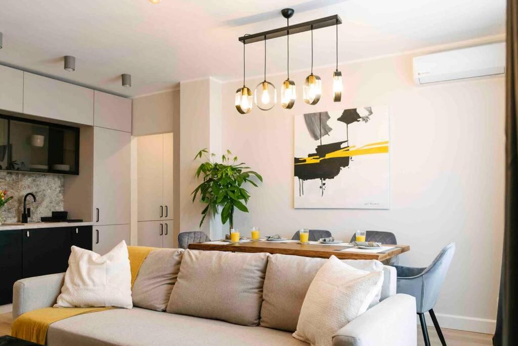 בוקרשט Sunny 2Br Flat-Top Location-Amazing Views מראה חיצוני תמונה