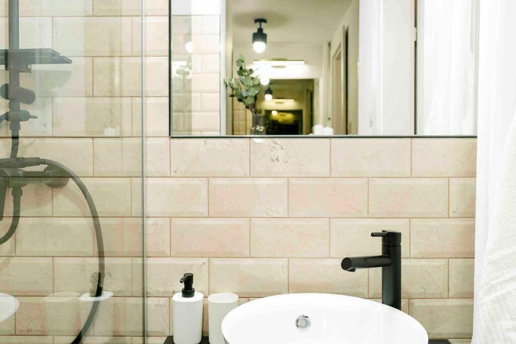 בוקרשט Sunny 2Br Flat-Top Location-Amazing Views מראה חיצוני תמונה